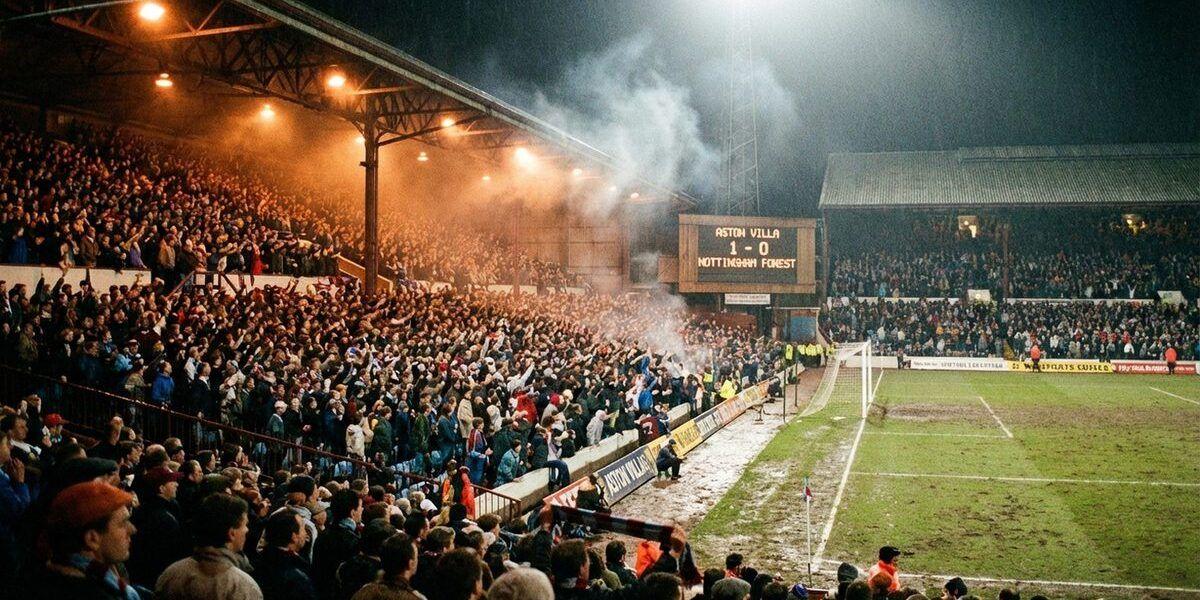 Arsenal versus Luton Town match in 1990-91 season