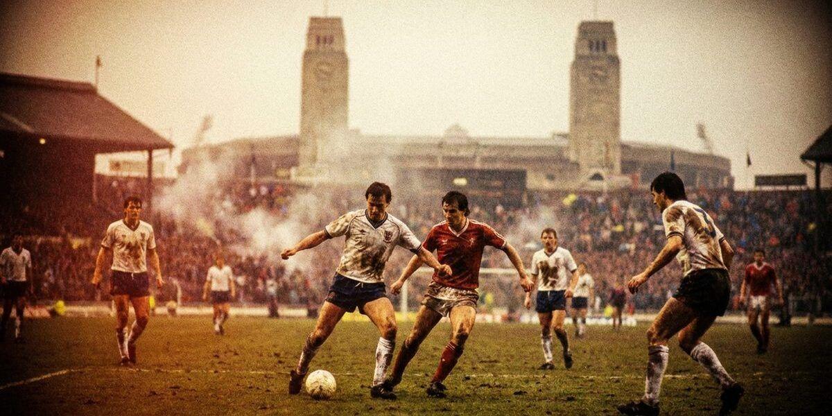 Charlie Nicholas scoring for Arsenal in 1987 League Cup final
